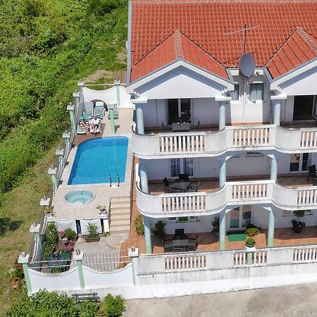 Apartments Villa Happy Mrcevac Eksteriør bilde