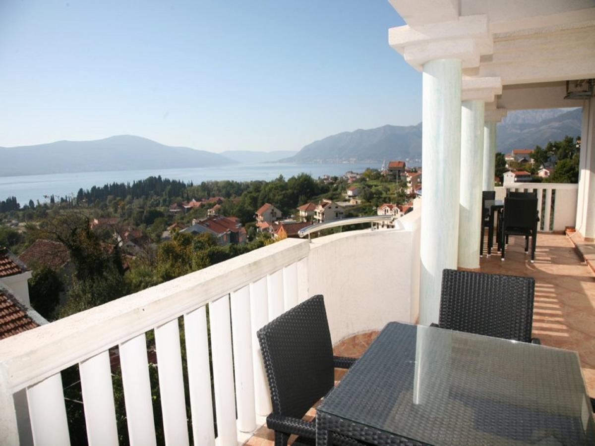 Apartments Villa Happy Mrcevac Eksteriør bilde
